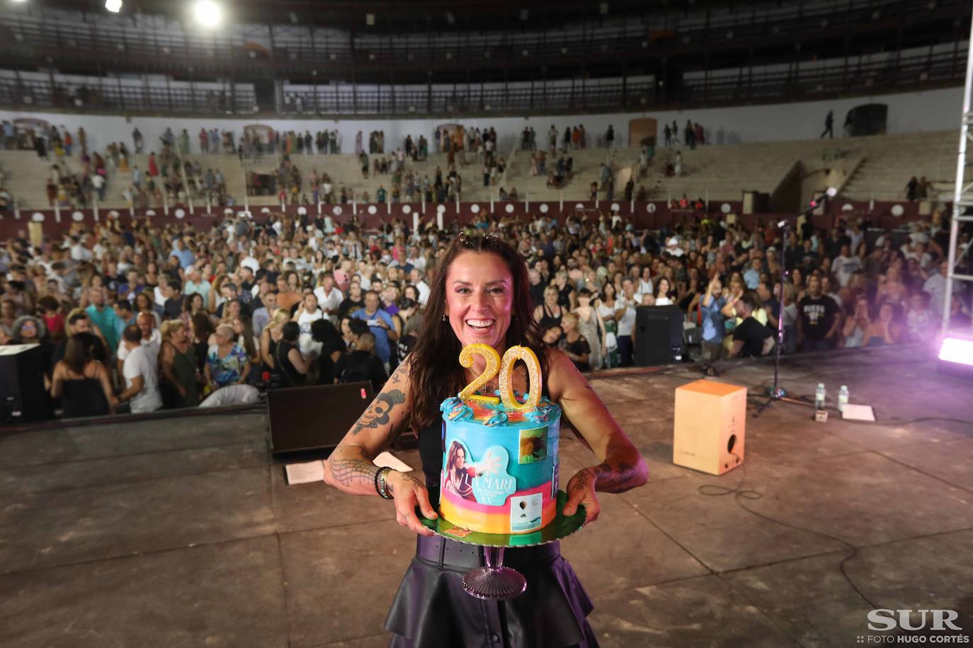 Vanesa Martín, Nay de la Rubia o Rosario la Tremendita acompañaron a la cantante de Chambao, que congregó a unos 2.000 malagueños para escuchar temas de toda su carrera. 