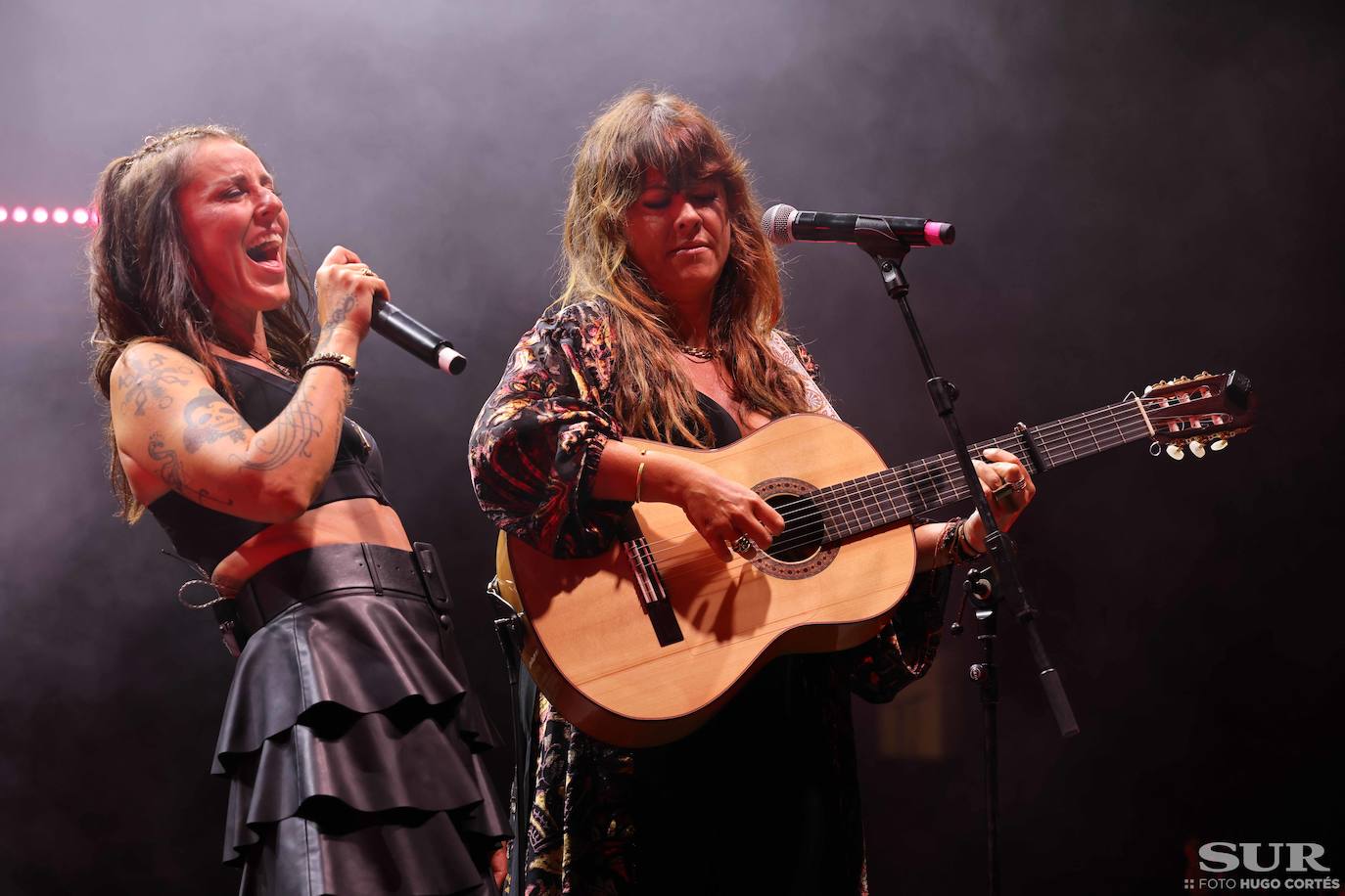 Vanesa Martín, Nay de la Rubia o Rosario la Tremendita acompañaron a la cantante de Chambao, que congregó a unos 2.000 malagueños para escuchar temas de toda su carrera. 