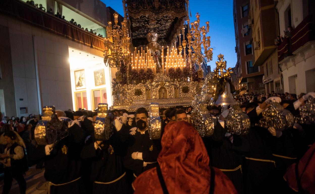 La Misericordia celebrará una conferencia sobre la salida extraordinaria de la Virgen del Gran Poder. 