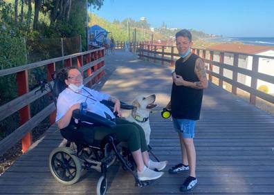 Imagen secundaria 1 - Fallece Isa, la mujer que quedó tetrapléjica al huir de su agresor: «Él está en la calle y mi hermana ha muerto por su culpa»