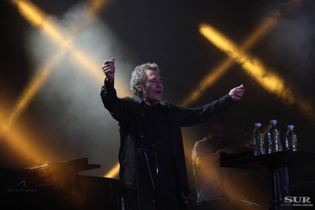 El cantante Miguel Ríos actúa en Málaga. 