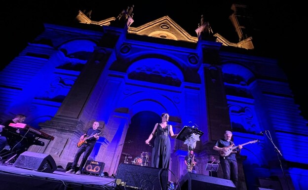 La Blues Band de Granada en el ecuador de la noche del viernes 