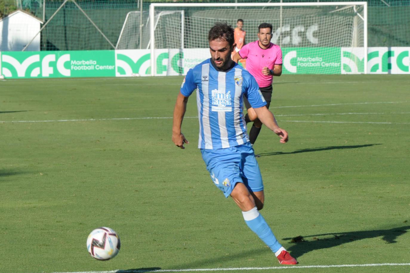 El Málaga acusó el calor y la ausencia de cambios ante el equipo árabe 