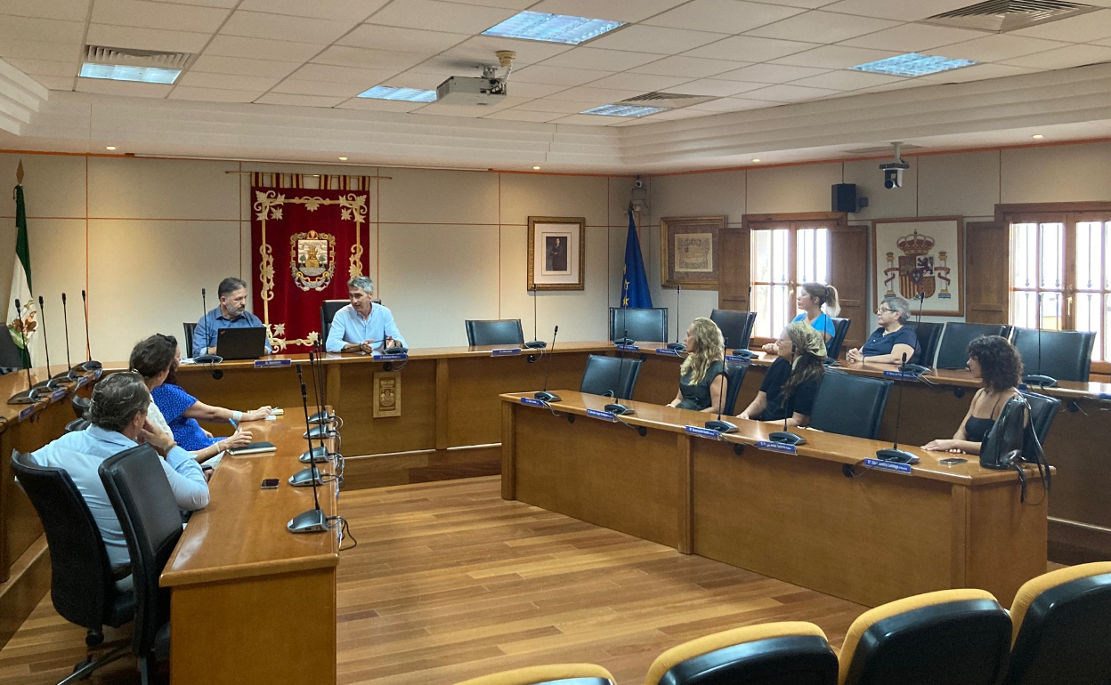 Reunión con agentes inmobiliarios de Benalmádena.