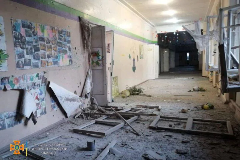 Destrozos ocasionados en una de las dos escuelas bombardeadas en Marganets y Nikopol