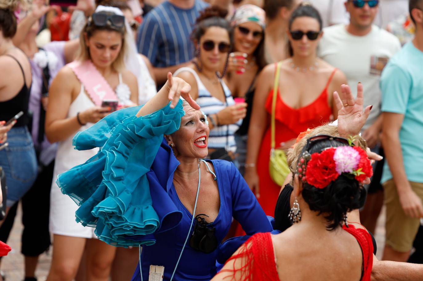 Domingo pletórico de fiesta en la feria del Centro de Málaga