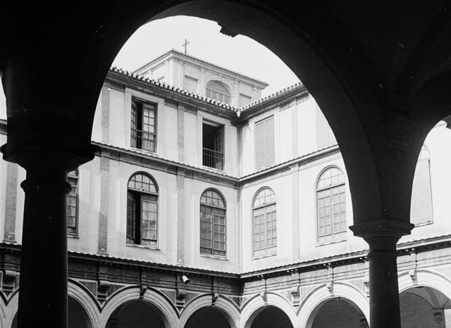 Colegio de San Agustín, donde tuvo su primera sede la Facultad de Filosofía y Letras.