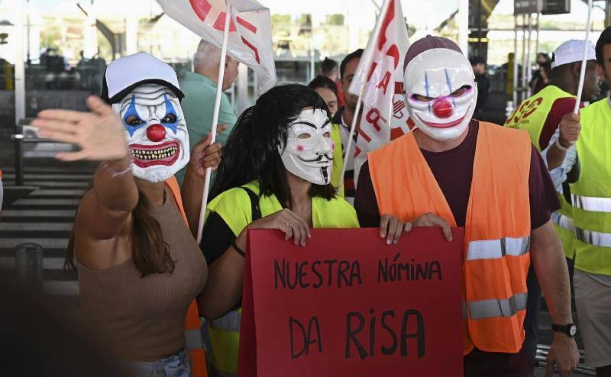 protesta de los trabajadores de Iberia Express 