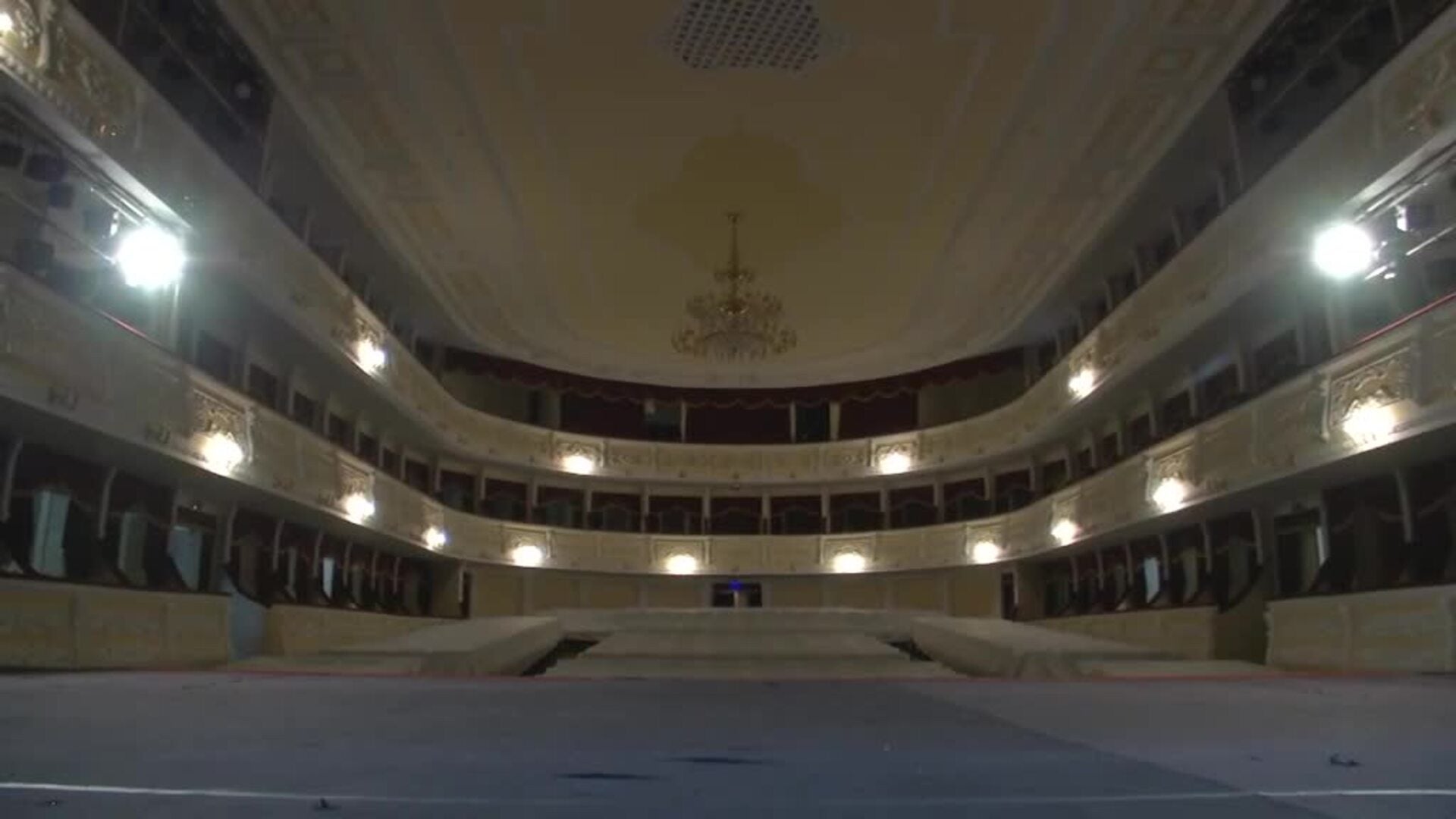 Función bajo las bombas en el Teatro de Mycolaiv