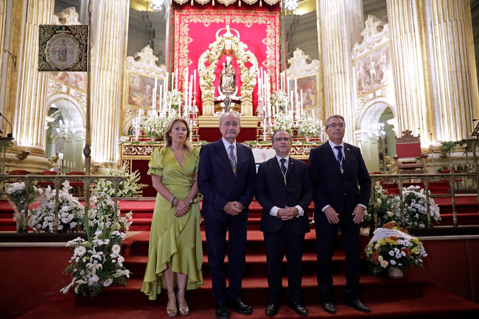 Fotos: Festividad de Santa María de la Victoria: ofrenda floral y misa a la Patrona de Málaga