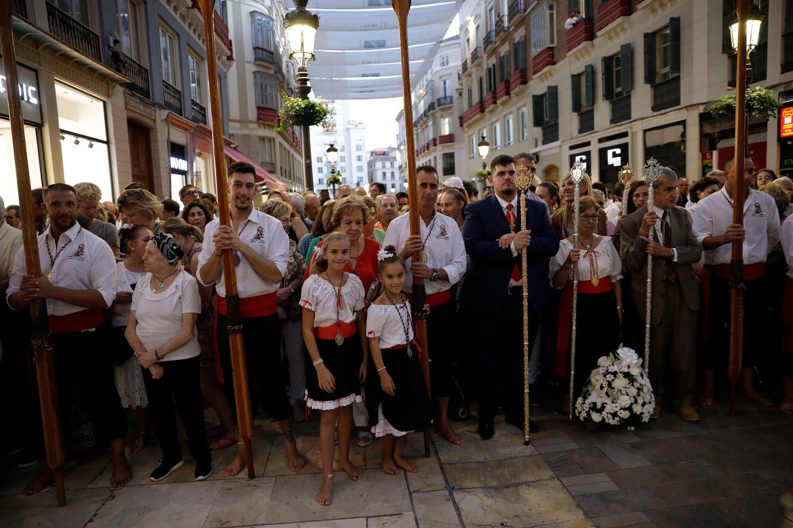 Fotos: Festividad de Santa María de la Victoria: ofrenda floral y misa a la Patrona de Málaga