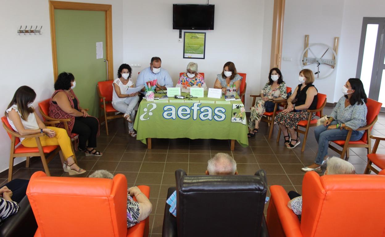 Presentación de las actividades en Aefas Pizarra.