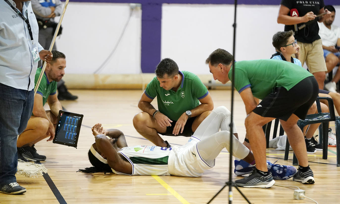 Fotos: Así fue el partido Unicaja-Betis de la final de la Copa Andalucía