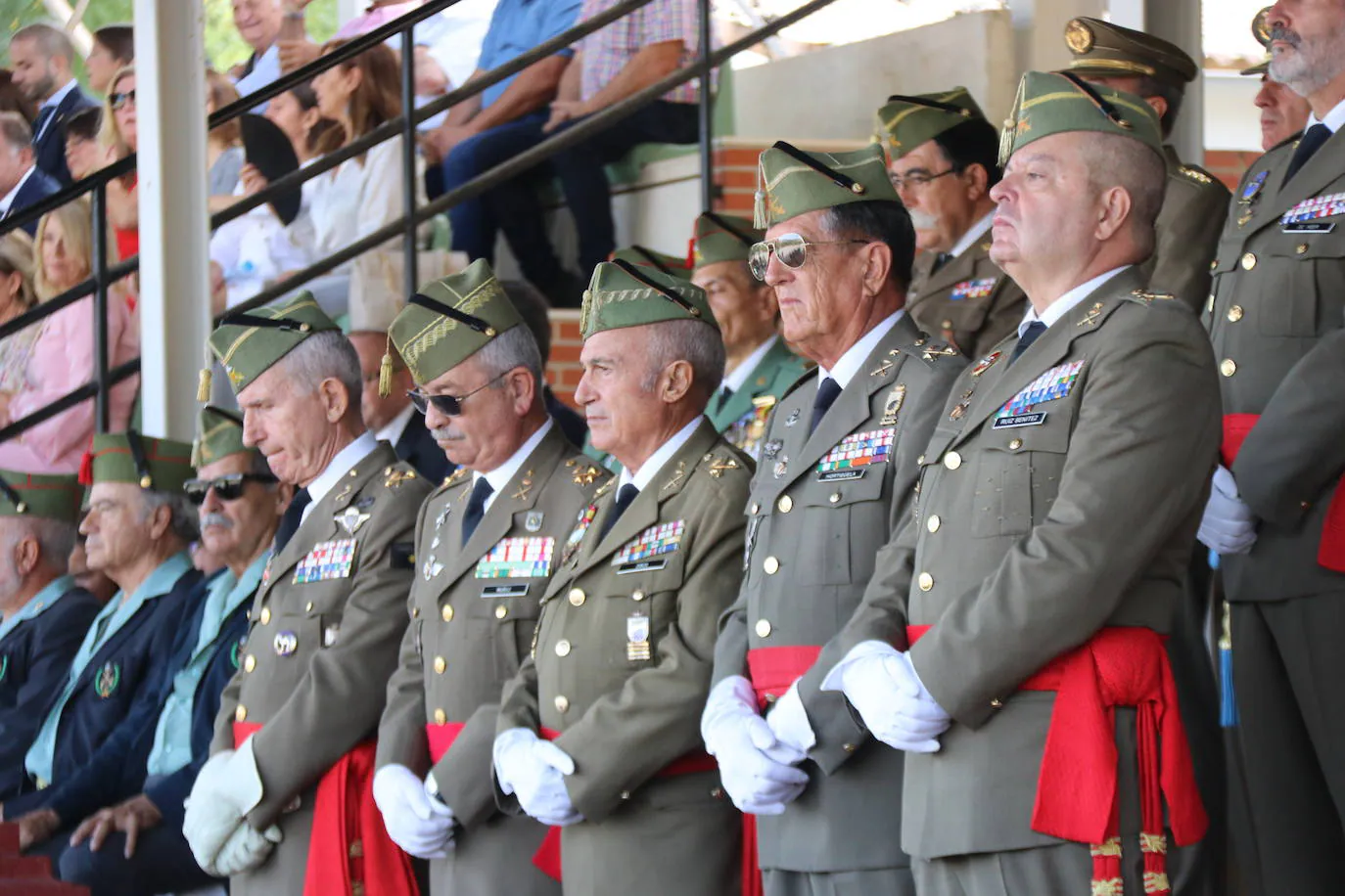 Desfile de la Legión en Ronda por su 102 aniversario. 