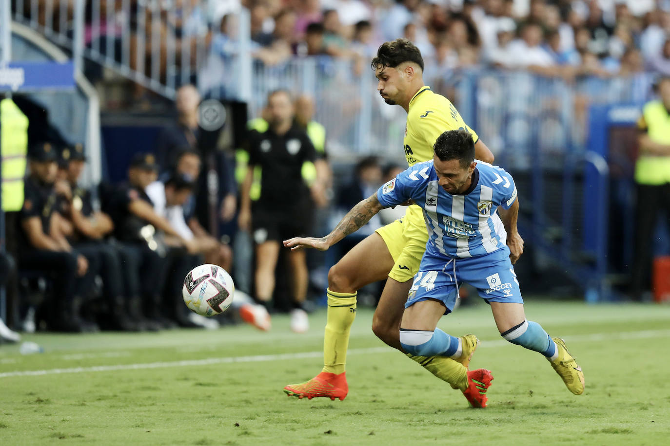 Buen ambiente en La Rosaleda en el estreno de Pepe Mel en el banquillo 