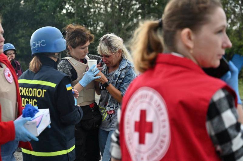 Fotos: Al menos 25 muertos en un ataque ruso a un «convoy humanitario» en Zaporiyia