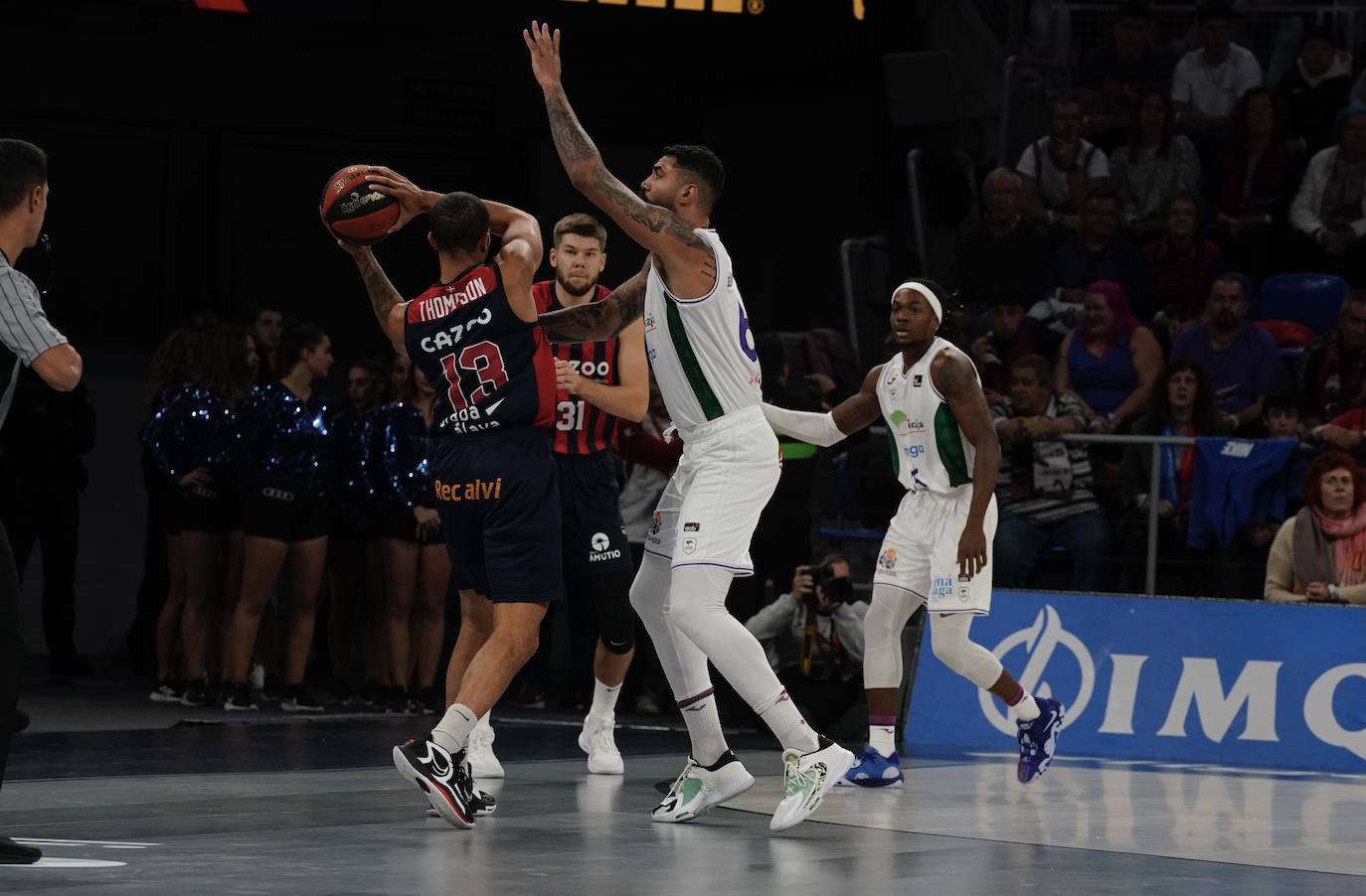 El Unicaja pierde en su visita al Baskonia en la primera jornada de competición. 