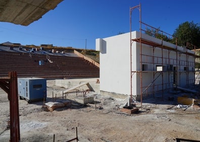 Imagen secundaria 1 - Construcción del Parque Lineal.