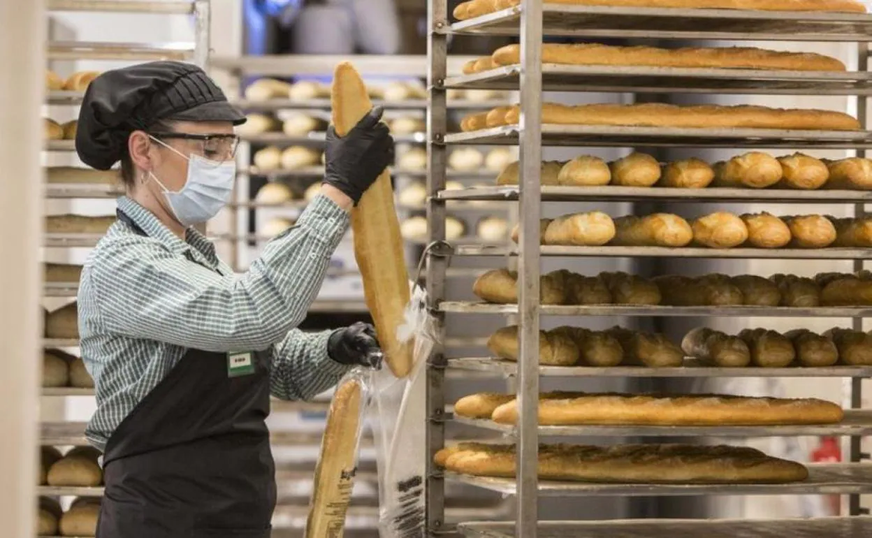 Mondat, San Roque y De la Chica: las tres empresas malagueñas que harán el pan de Mercadona