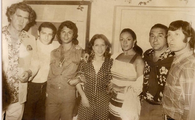 La Cañeta y José Salazar, junto a Lola Flores y El Pescadilla, entre otros artistas. 