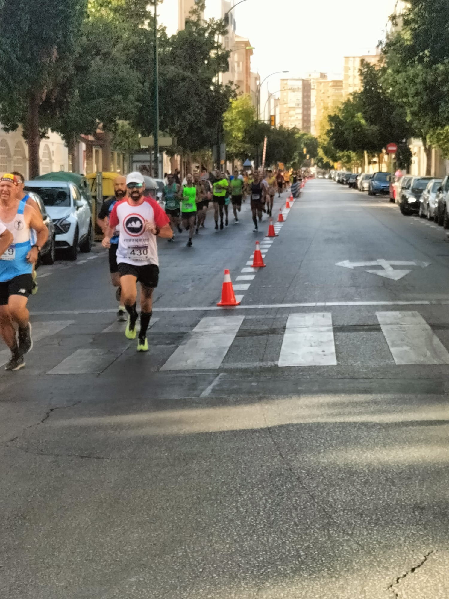 El atleta jiennense Cristóbal Valenzuela (Cueva de Nerja), ganador de la última Media Maratón Ciudad de Málaga, se adjudicó esta mañana la novena edición de la carrera El Torcal-La Paz, con un registro de 31:13 en los 10.000 metros de la prueba popular, antesala de la Carrera Urbana Ciudad de Málaga del domingo 24 (que reaparece tras la pandemia).