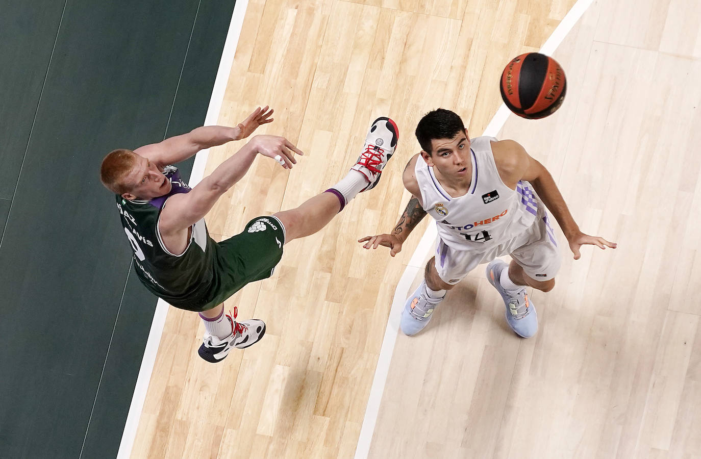 El cuadro malagueño se ha medido este domingo al Real Madrid arropado por un Martín Carpena lleno