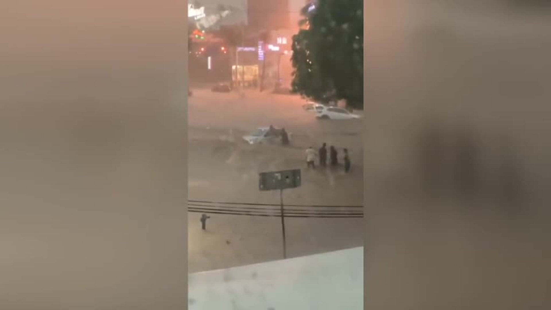 La tormenta Julia sigue inundando México