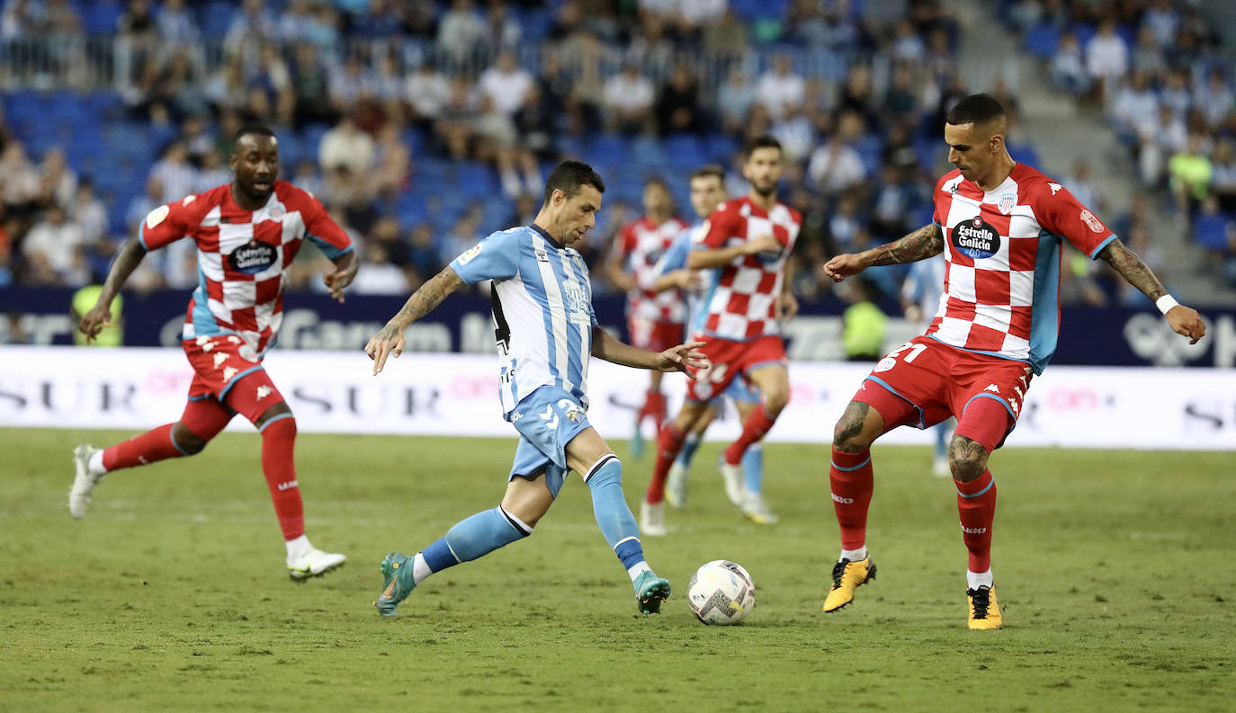 El Málaga se adelantó en el minuto 4 por medio de Cristian 