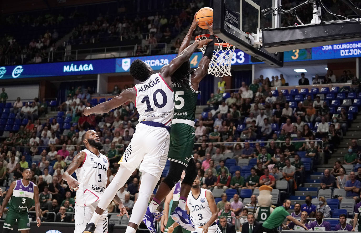 El Unicaja gana al Dijon en la Champions (88-68). 