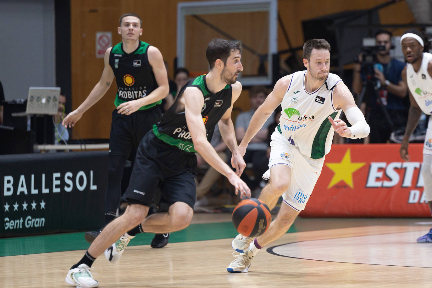 Derrota del Unicaja en la cancha del Joventut. 