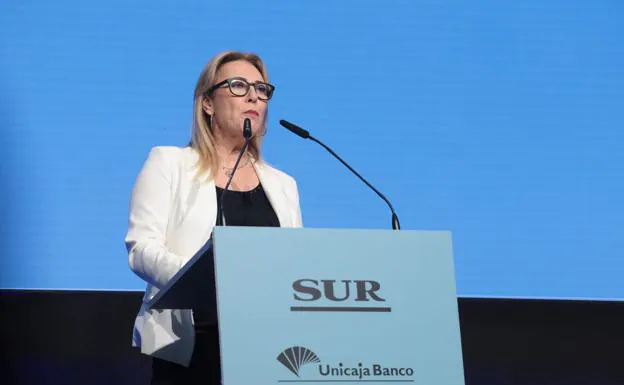 Así ha sido el encuentro-coloquio con Carolina España en el Foro SUR