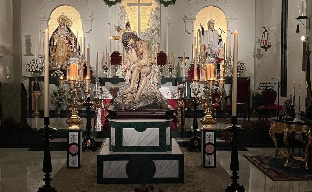 El Cristo de Humildad y Paciencia en su sede canónica de la parroquia de San Vicente de Paúl.