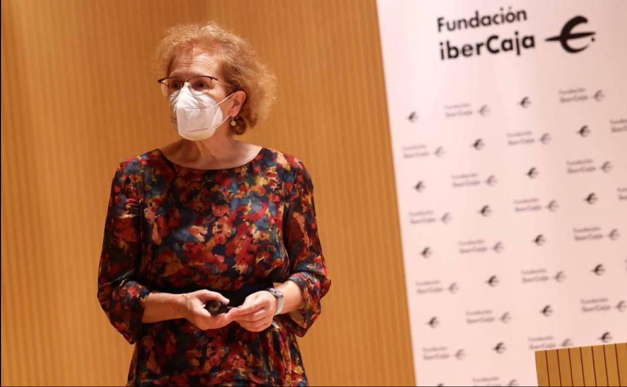 Margarita del Val, en la charla que ofreció en el Patio de la Infanta en Zaragoza. 