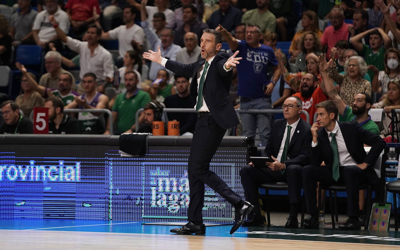 Las mejores fotos del encuentro de este domingo en el Palacio de los Deportes José María Martín Carpena