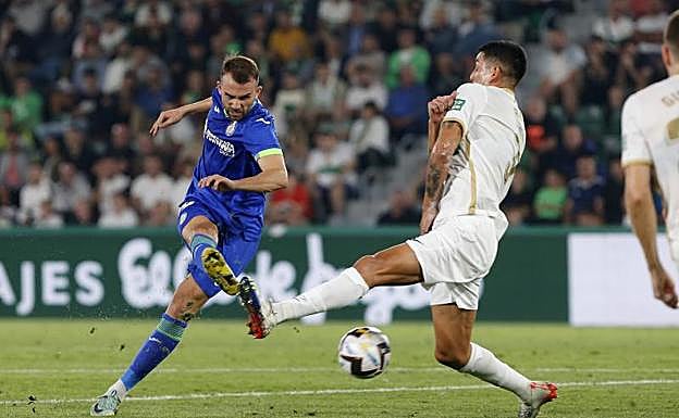 El Elche se aleja aún más de la salvación tras perder ante el Getafe