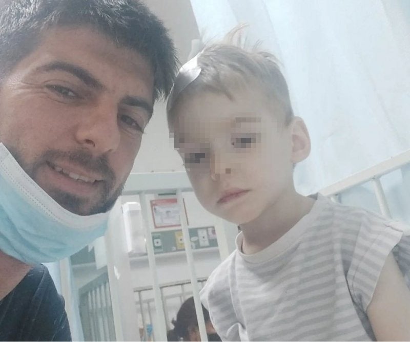 Oliver y su padre Alejandro, en una foto que publicó su progenitor la semana pasada 