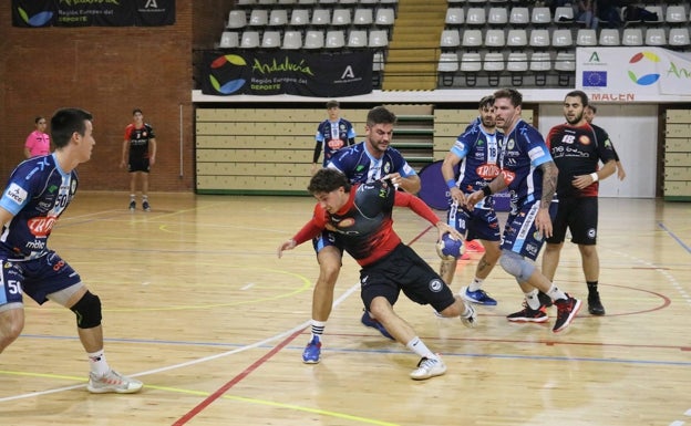 Un lance entre Pablo Fernández y Diego Pérez. 