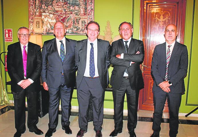 Francisco Javier Prados, Javier Gutiérrez, Ignacio Gallego, Rafael Cabrera y Juan Luis Pulido.