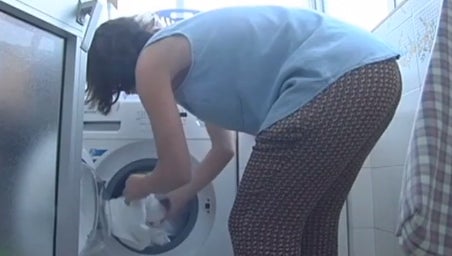 El precio de la luz baja hoy, 19 de noviembre un 50%: horas más baratas para poder poner los electrodomésticos