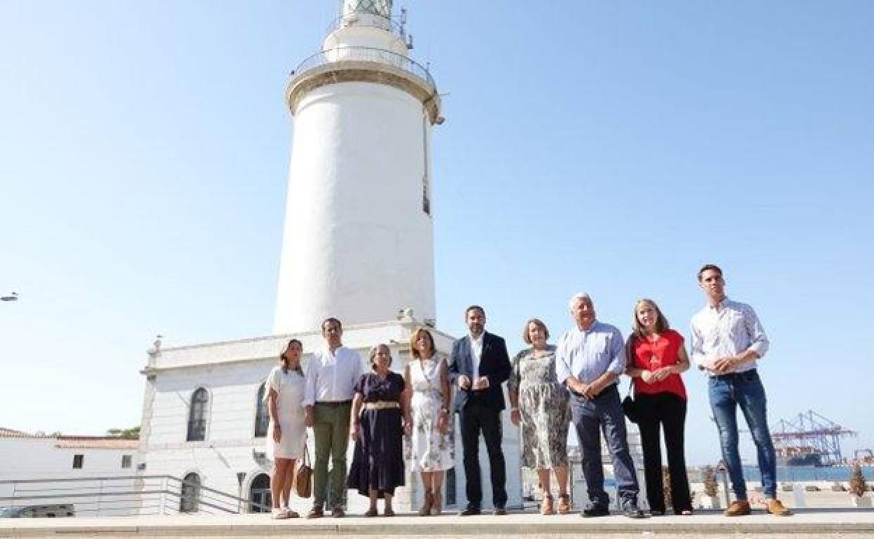 La dirección del PSOE de Málaga aprueba una resolución en contra de la construcción de la torre del puerto