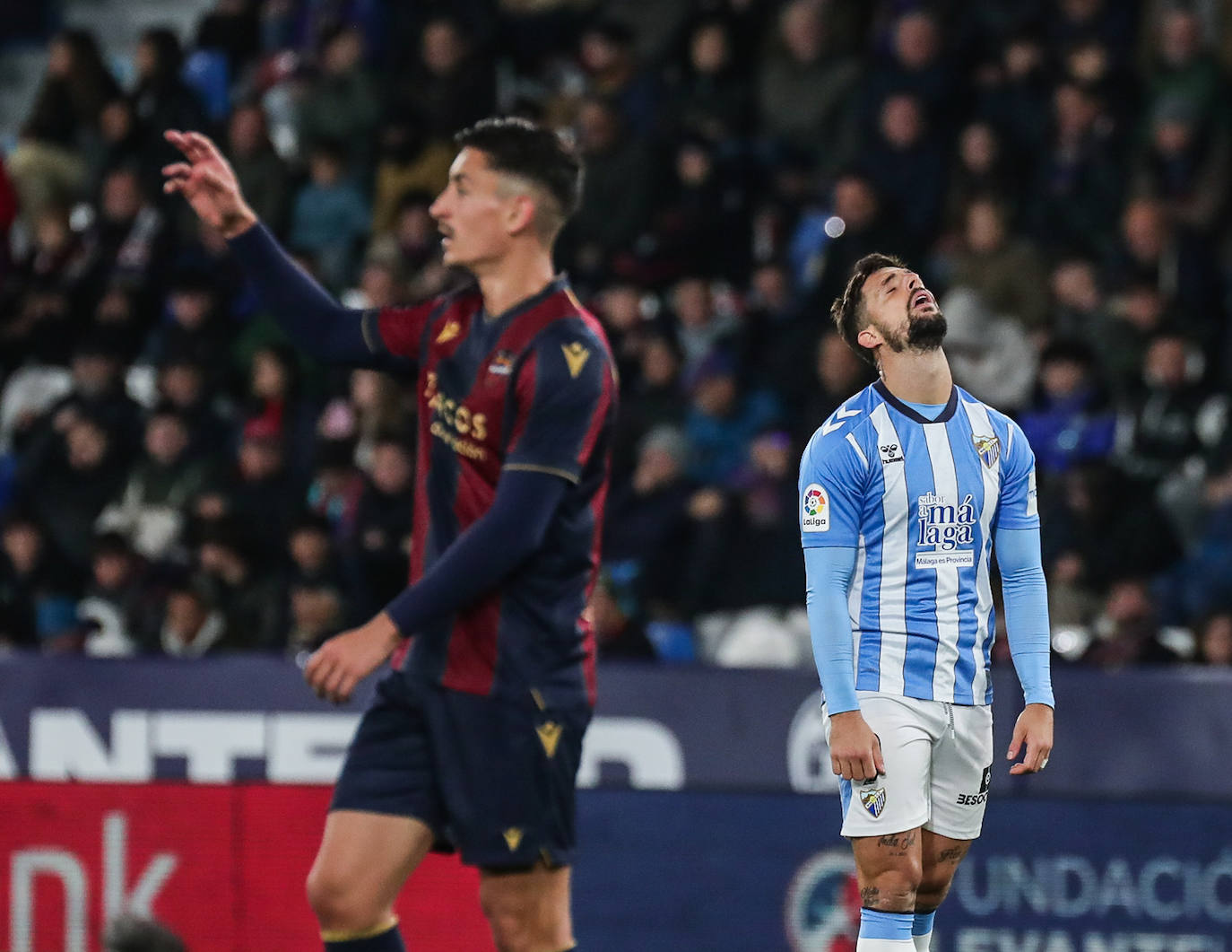 Derrota del Málaga en su visita al Levante. 