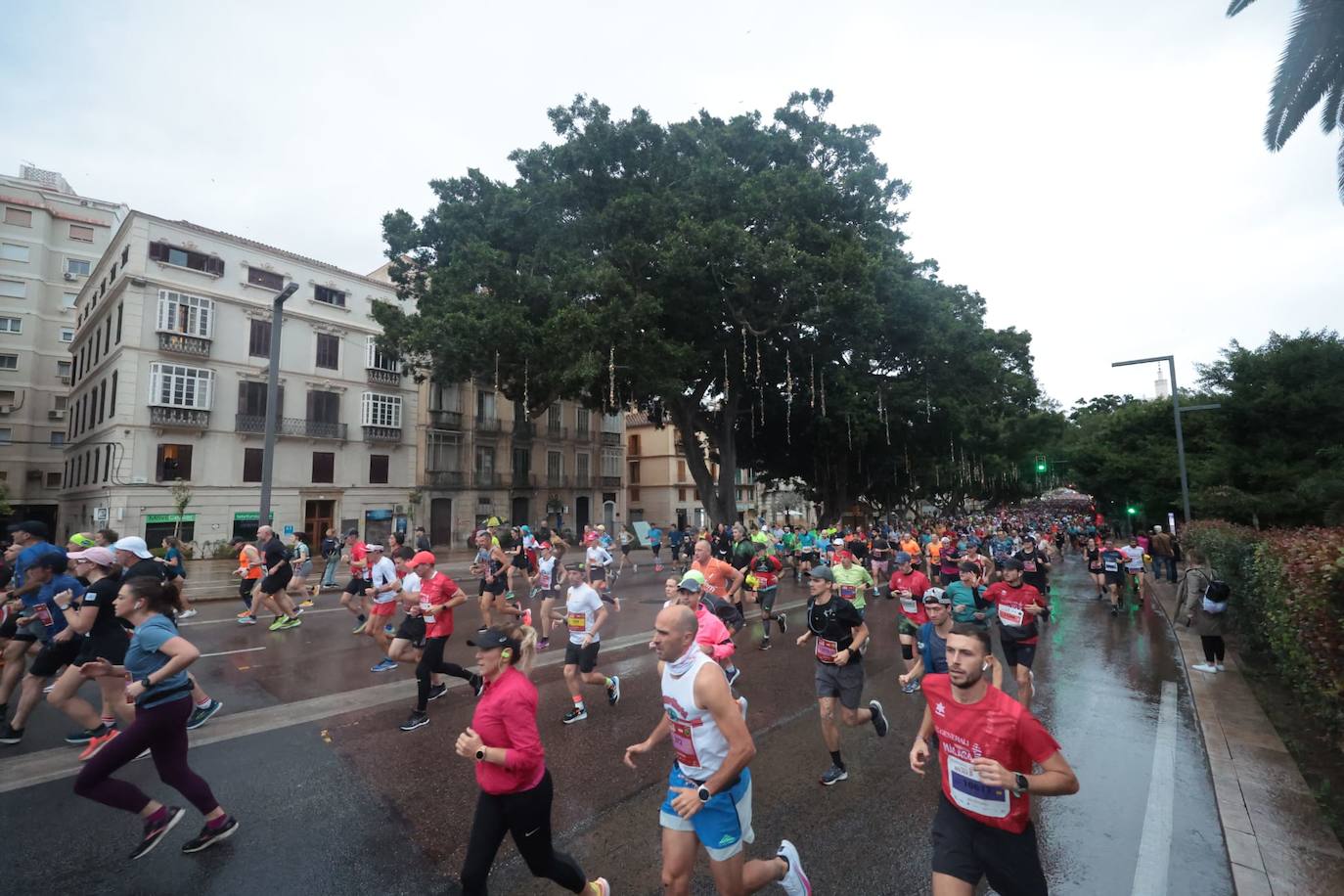 Barnaba Kipkoech gana la XII edición. Con un registro de 2h.08:19, se quedó a 39 segundos de la plusmarca de la prueba