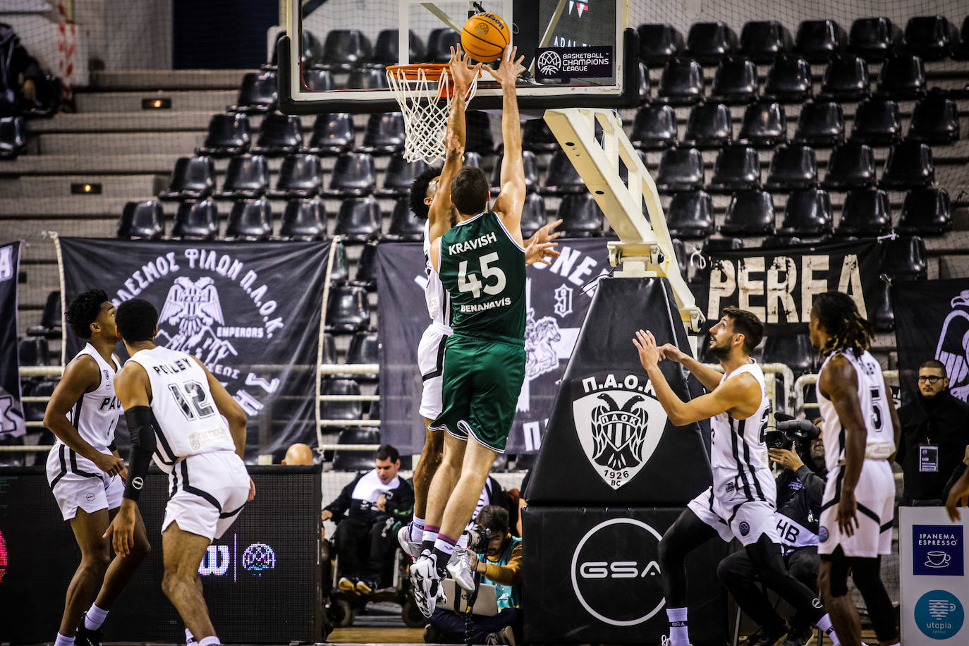 Fotos: Así fue el encuentro entre el PAOK y el Unicaja