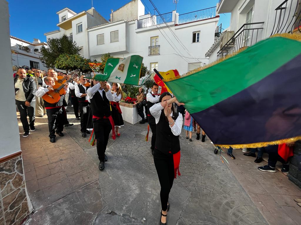 Este festejo, declarado de Interés Turístico Nacional de Andalucía, contó con degustaciones del plato estrella que son las migas acompañado de ensalada arriera y vino del terreno