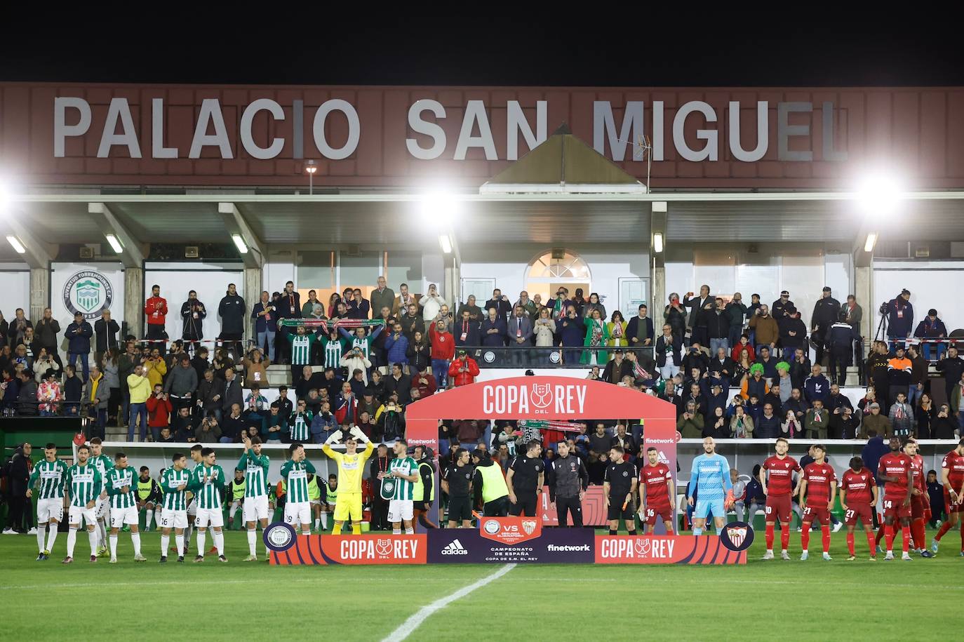El Torremolinos cae en Copa ante el Sevilla. 