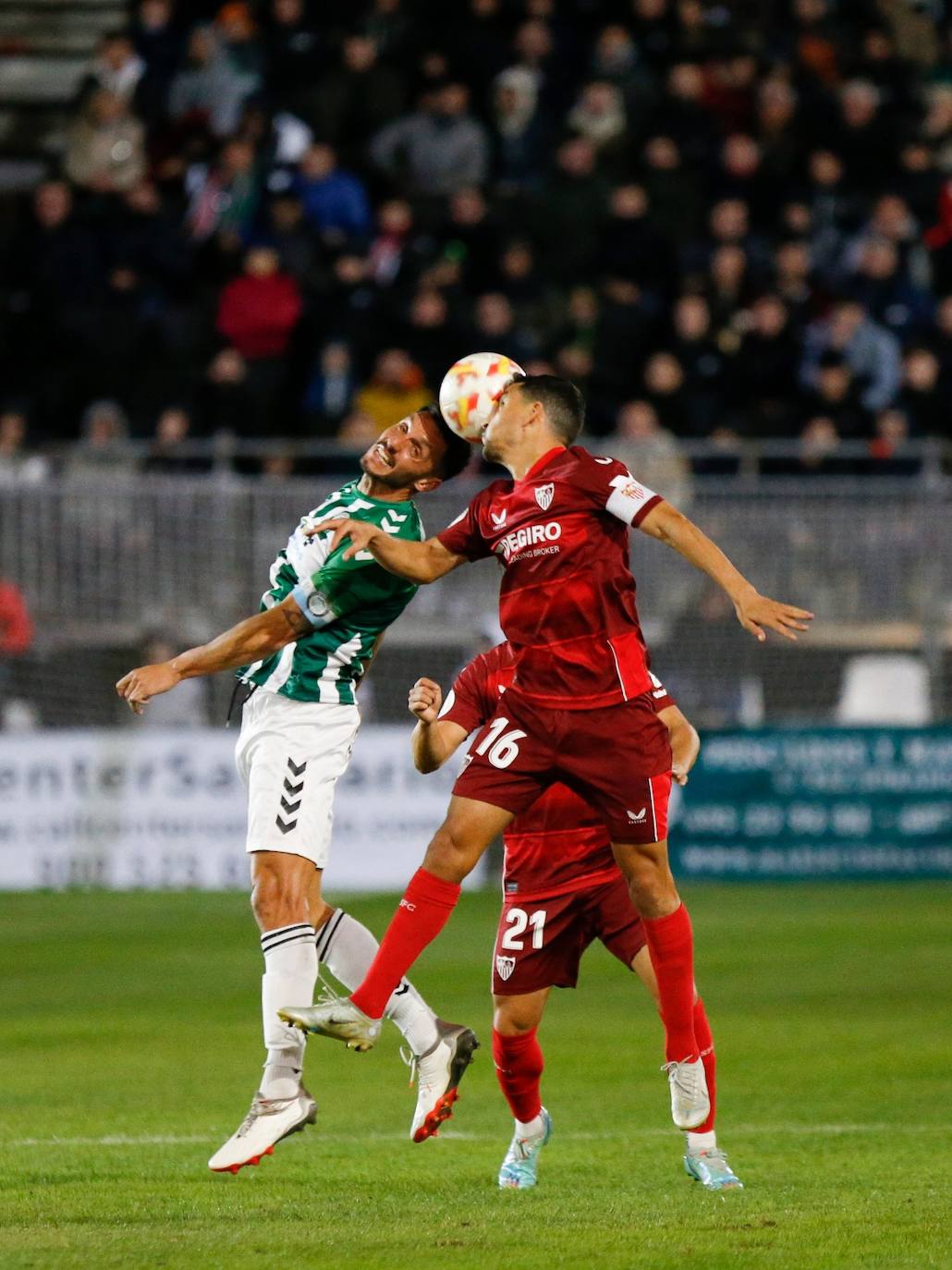 El Torremolinos cae en Copa ante el Sevilla. 