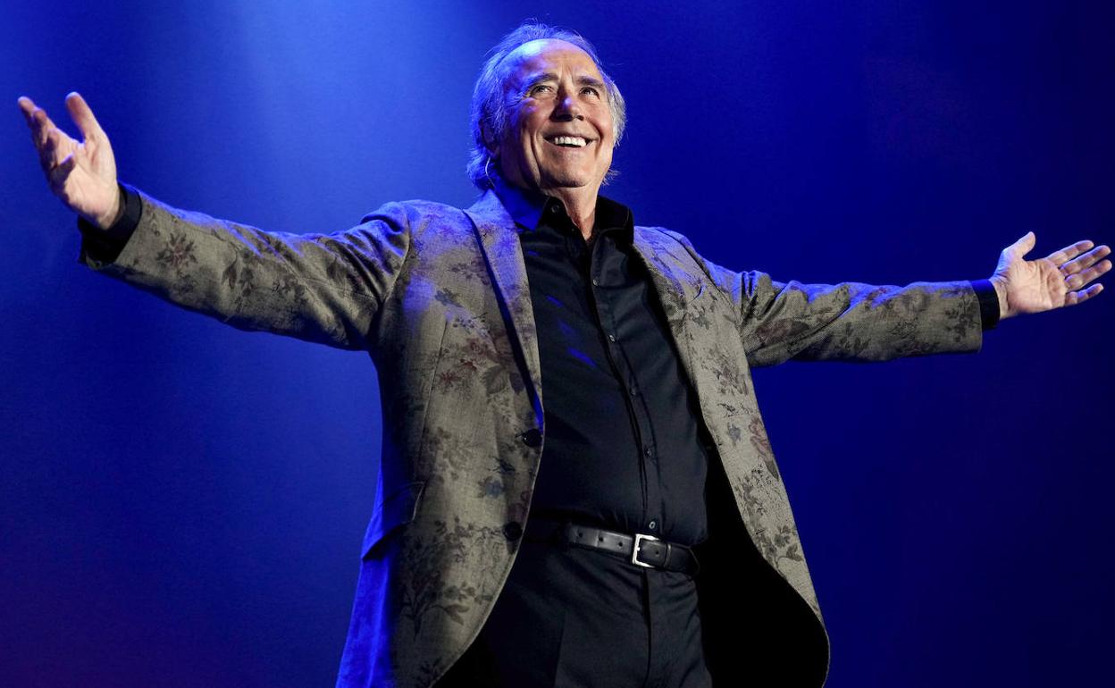 Serrat, en su concierto en el Palau Sant Jordi del pasado martes.