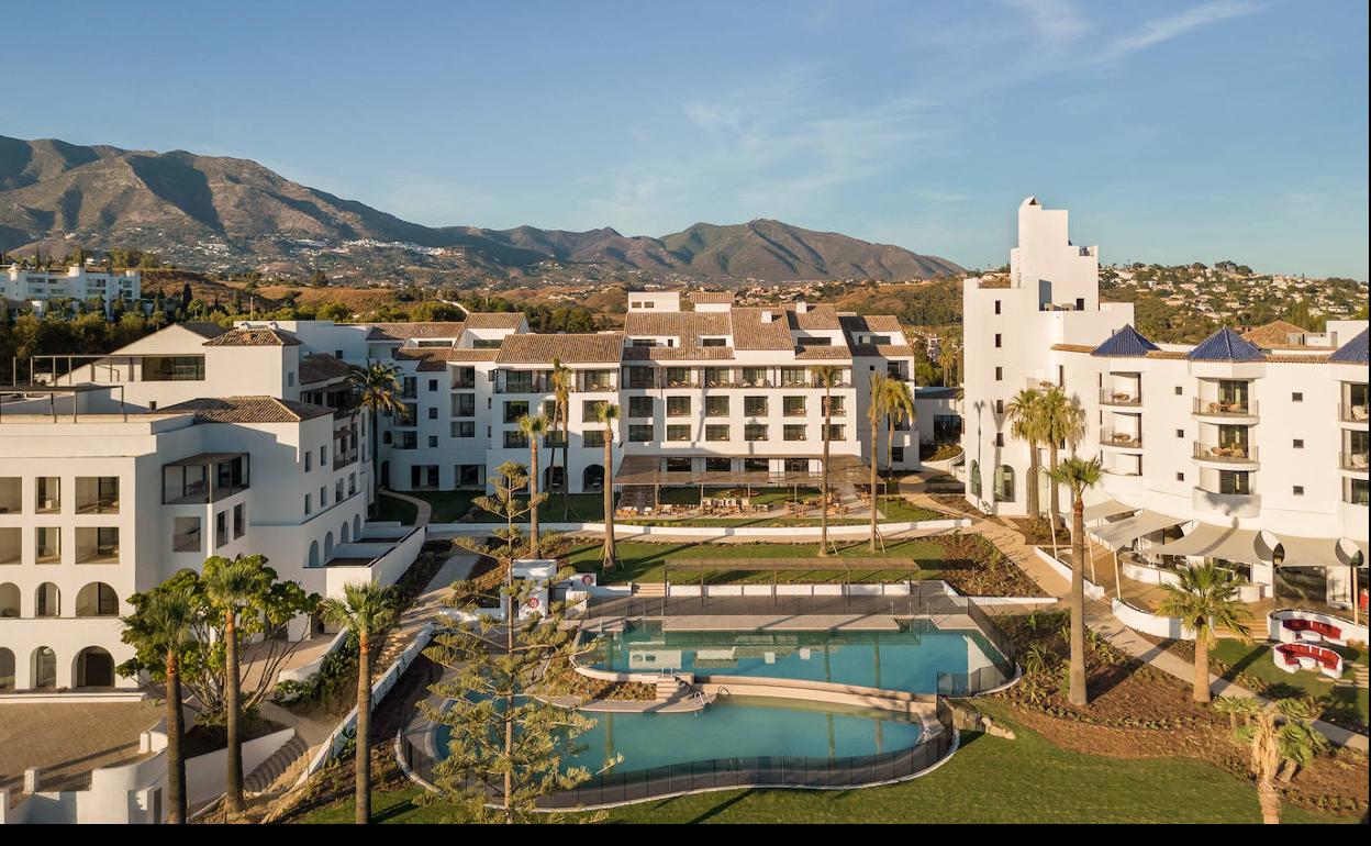 Vista general del hotel La Zambra, tras la reforma integral del antiguo y emblemático Byblos. 