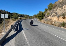 Imagen de la antigua carretera N-340 a su paso por el término municipal de Nerja.