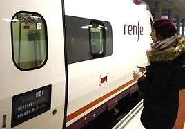 Renfe convoca una oferta de empleo público para incorporar a 500 nuevos operadores comerciales